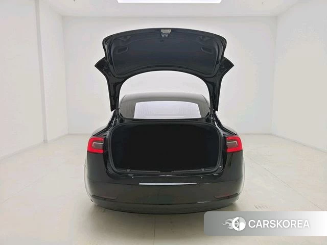 Tesla Model 3 (imported) 2019 Черный из Китая, фото 4