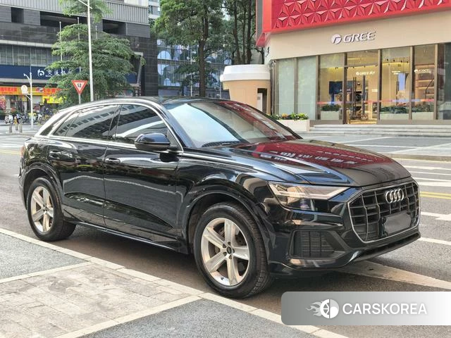 Audi Q8 2021 Черный из Китая, фото 4