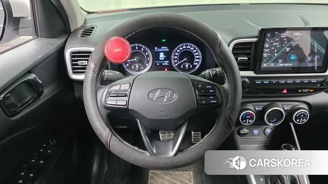 Hyundai Venue 2021 Белый из Кореи, фото 4