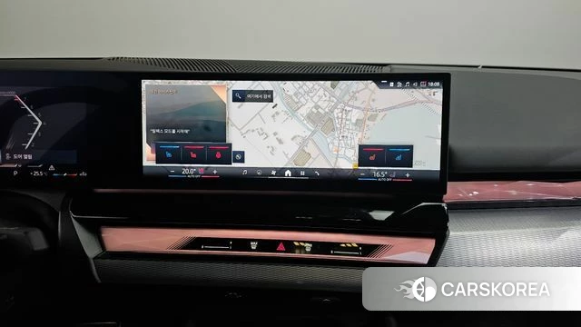 BMW 5 Series (G60) 2025 Черный из Кореи, фото 4
