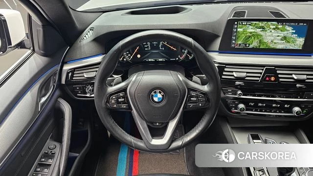 BMW 5 Series (G30) id 4568821 из Кореи 4