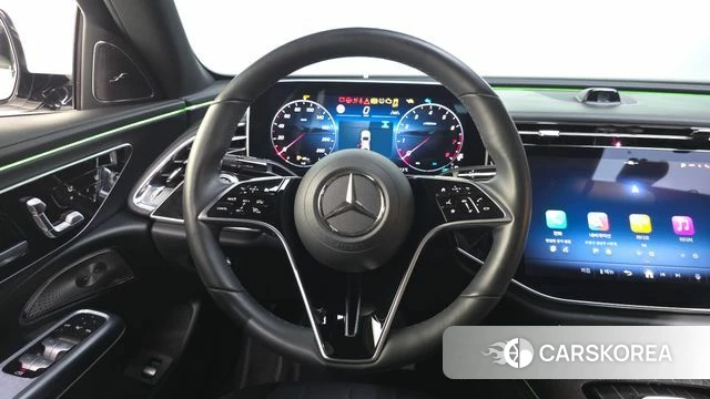 Mercedes-Benz E-Class W214 2024 Белый из Кореи, фото 4