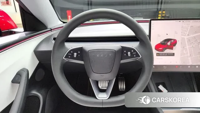 Tesla Model 3 2025 Красный из Кореи, фото 4