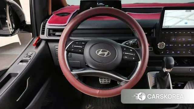 Hyundai Staria 2024 Белый из Кореи, фото 4