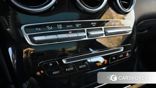 Mercedes-Benz GLC-Class X253 2018 Черный из Кореи, фото 4