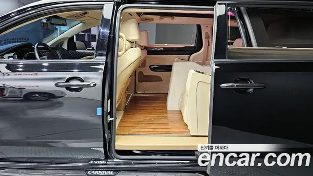 Kia The New Carnival 2019 Черный из Кореи, фото 4