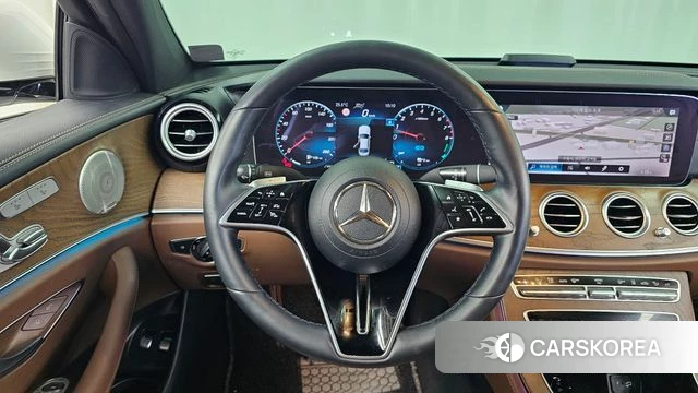 Mercedes-Benz E-Class W213 2021 Белый из Кореи, фото 4