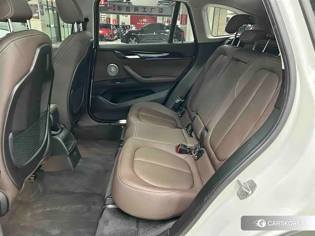 BMW X1 2022 Белый из Китая, фото 4