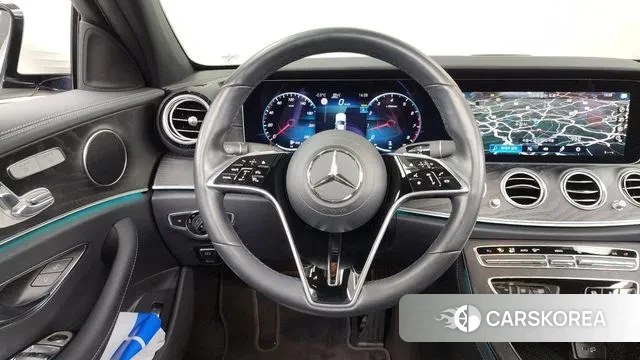 Mercedes-Benz E-Class W213 2022 Белый из Кореи, фото 4