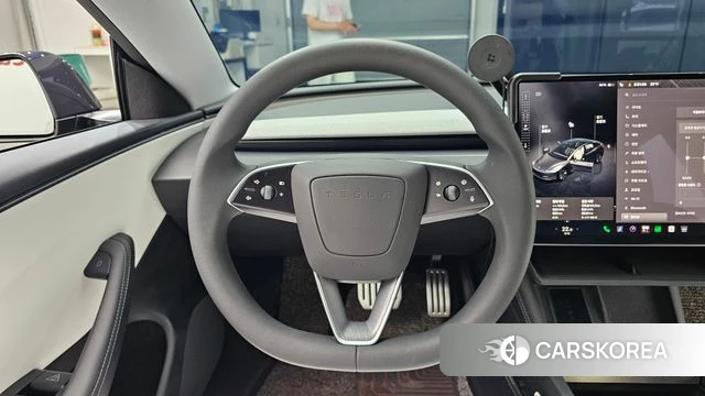 Tesla Model 3 2025 Серый из Кореи, фото 4