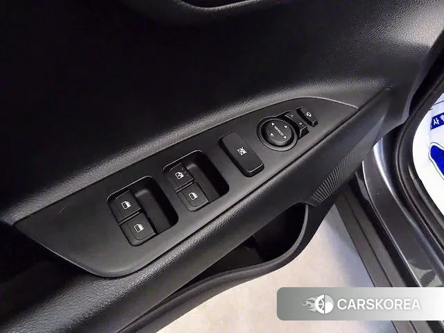 Kia Stonic 2020 Серый из Кореи, фото 4