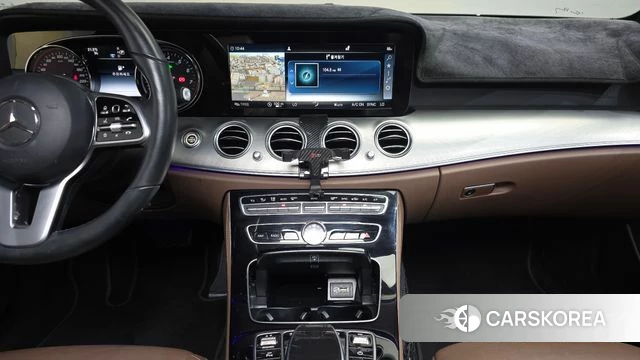 Mercedes-Benz E-Class W213 2018 Белый из Кореи, фото 4