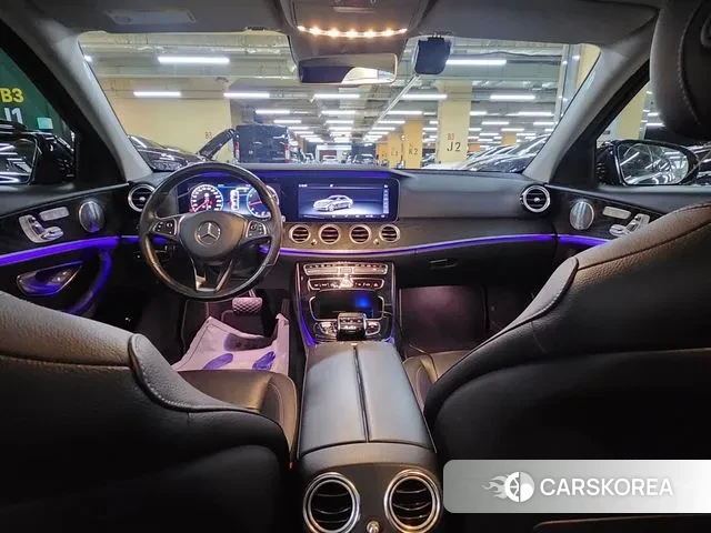 Mercedes-Benz E-Class W213 2018 Черный из Кореи, фото 4