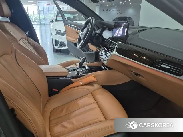 BMW 5 Series (G30) 2021 Серый из Кореи, фото 4