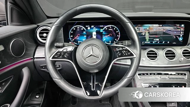 Mercedes-Benz E-Class W213 2022 Песочный из Кореи, фото 4