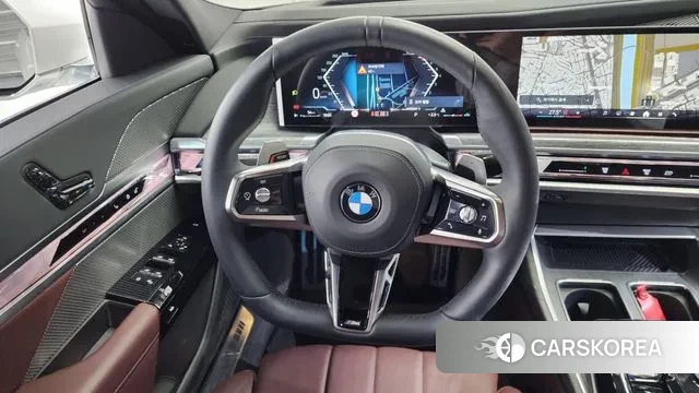 BMW 7 Series (G70) 2024 Белый из Кореи, фото 4