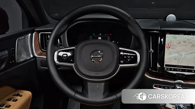 Volvo XC60 second Generation 2024 Черный из Кореи, фото 4