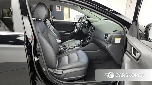 Hyundai Ionic Hybrid 2018 Черный из Кореи, фото 4