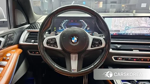BMW X7 (G07) 2023 Серебристо-серый из Кореи, фото 4