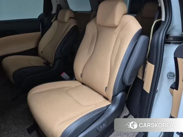 Kia Carnival 4th generation 2023 Белый из Кореи, фото 4