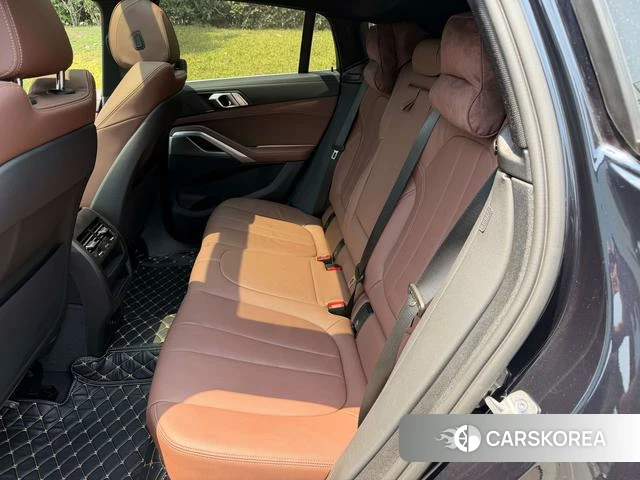 BMW X6 2021 Черный из Китая, фото 4