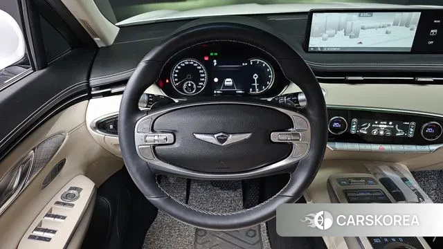 Genesis GV70 2023 Белый из Кореи, фото 4