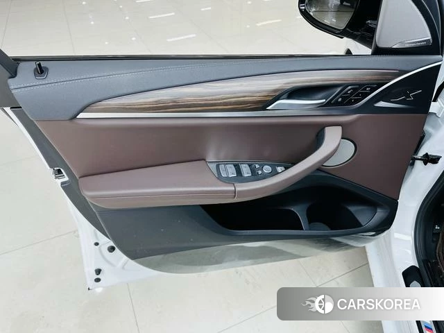 BMW X3 2024 Белый из Китая, фото 4