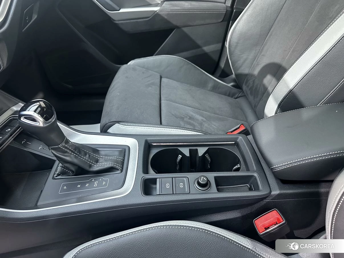 Audi Q3 2021 Белый из Китая, фото 4