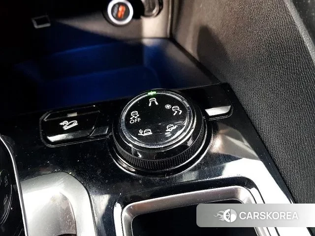 Peugeot 5008 second generation 2018 Белый из Кореи, фото 4