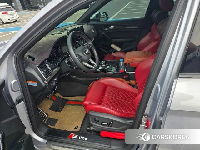 Audi SQ5 (FY) 2021 Светло-серебряный цвет из Кореи, фото 4