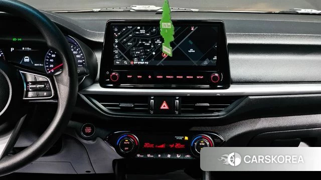 Kia The New K3 2nd generation 2021 Белый из Кореи, фото 4