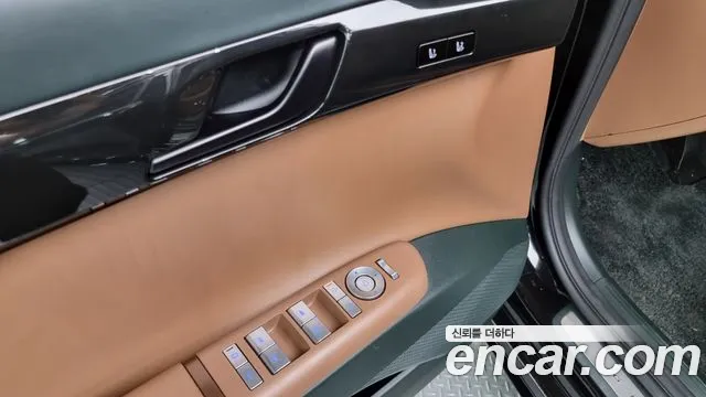 Hyundai Grandeur (GN7) id 2694970 из Кореи 4