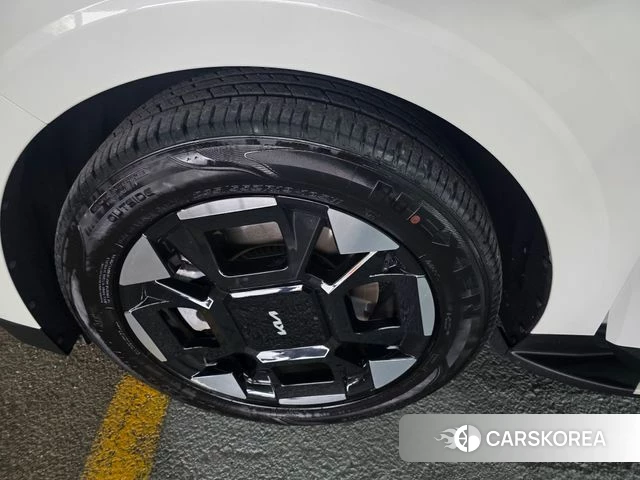 Kia The New Carnival 4th Generation 2023 Жемчужный цвет из Кореи, фото 4