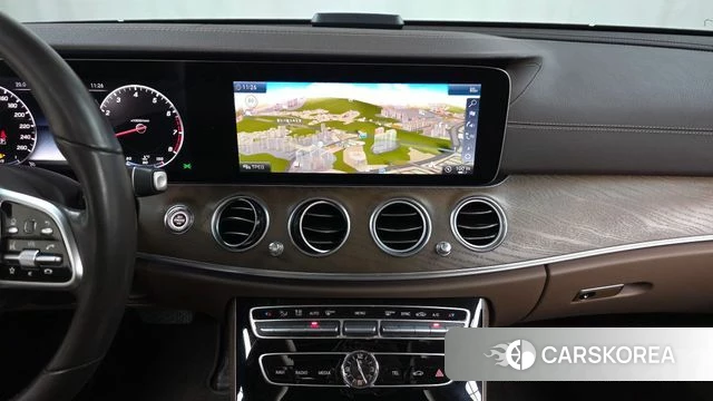 Mercedes-Benz E-Class W213 2019 Черный из Кореи, фото 4