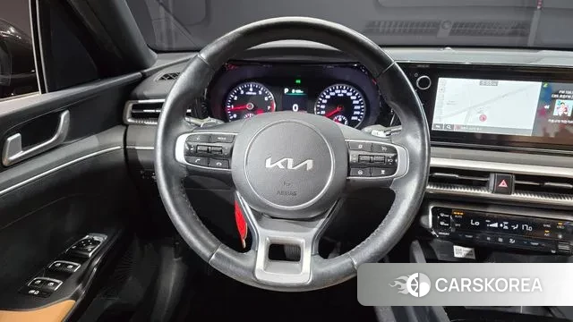 Kia K5 3rd generation 2022 Черный из Кореи, фото 4