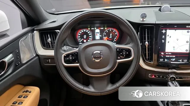 Volvo XC60 second Generation 2020 Белый из Кореи, фото 4