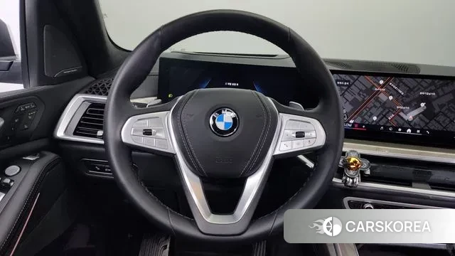 BMW X7 (G07) 2023 Белый из Кореи, фото 4