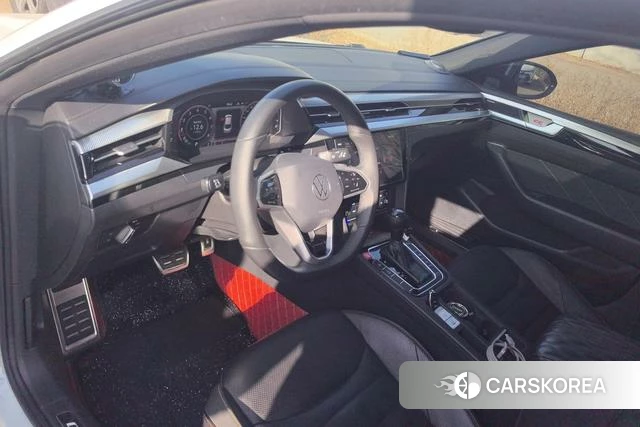 Volkswagen CC 2021 Белый из Китая, фото 4