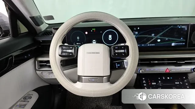 Hyundai Grandeur Hybrid (GN7) 2023 Светло-серебряный цвет из Кореи, фото 4