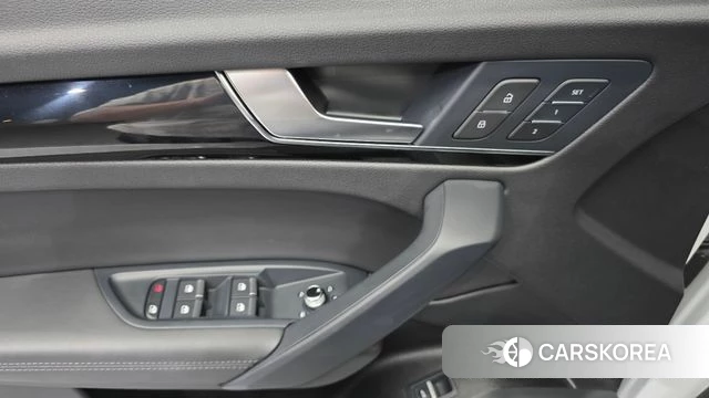 Audi Q5 (FY) 2024 Белый из Кореи, фото 4