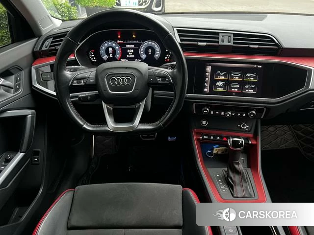 Audi Q3 2021 Темно-серый из Китая, фото 4
