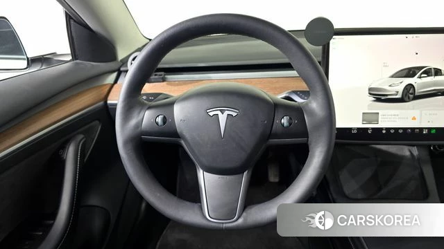 Tesla Model 3 2022 Белый из Кореи, фото 4