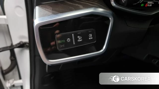 Audi A6 (C8) 2020 Белый из Кореи, фото 4