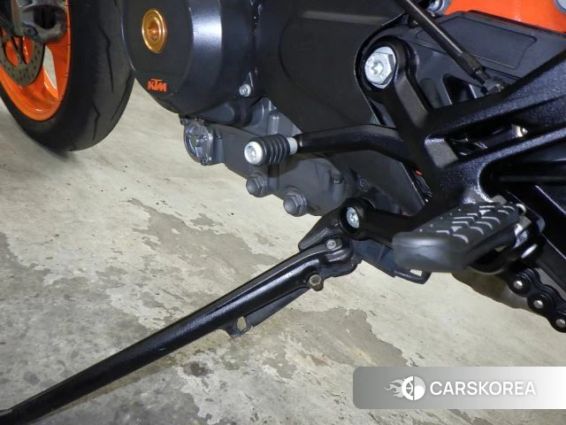 KTM 890 DUKE R 2021 из Японии, фото 3