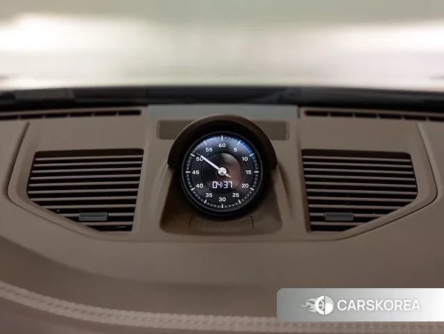 Porsche 911(992) id 2884855 из Кореи 4