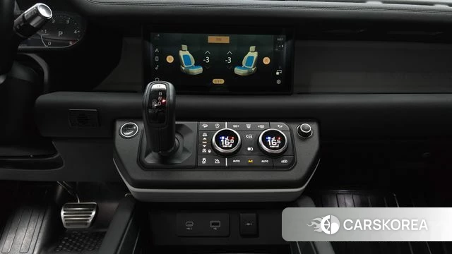 Land Rover Defender (L663) 2022 Зеленый из Кореи, фото 4