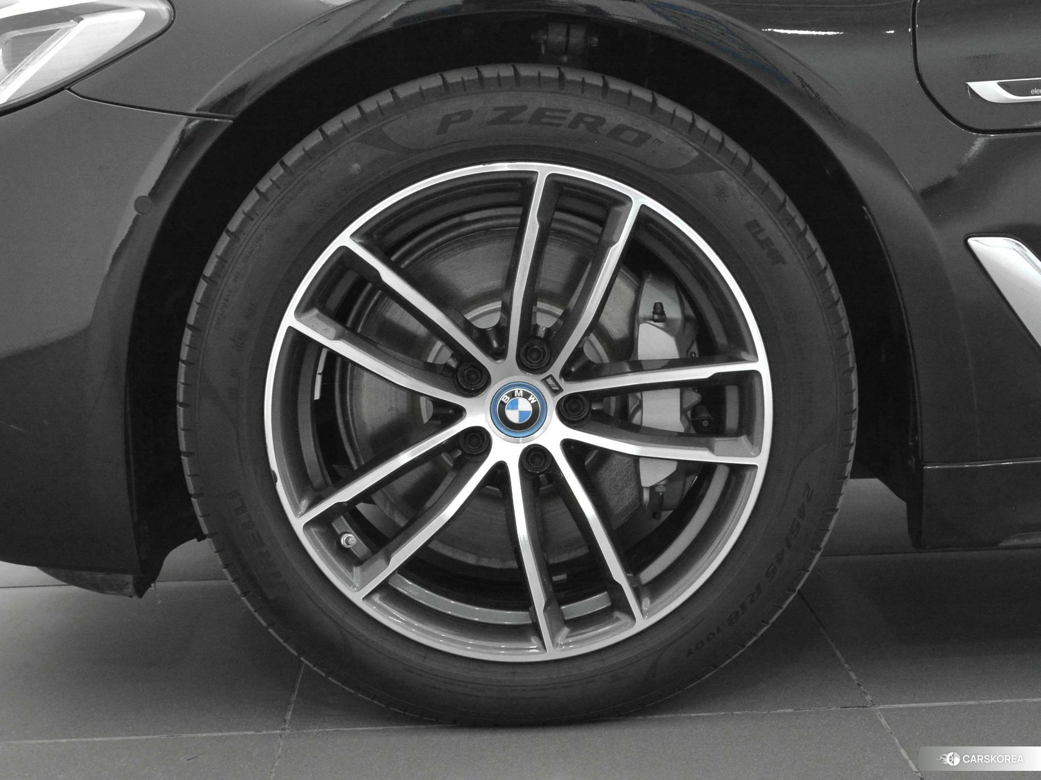 BMW 5 series PHEV 2021 Черный из Китая, фото 4