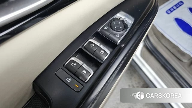 Kia Carnival 4th generation 2022 Белый из Кореи, фото 4