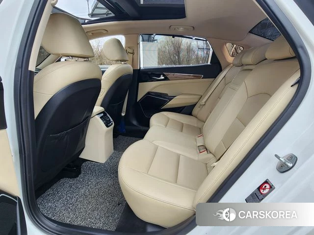 Kia Come New K7 2018 Белый из Кореи, фото 4