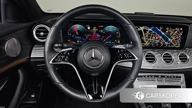 Mercedes-Benz E-Class W213 2023 Черный из Кореи, фото 4